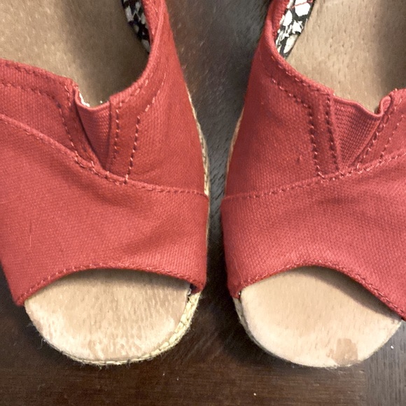 Tom’s wedges size W10 wore once. - Picture 6 of 6